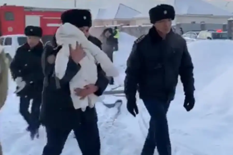 Крушение самолета в Алматы: угрозы для жизни пострадавших детей нет 