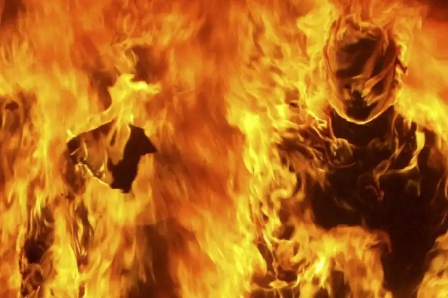 Мужчине, заживо сжёгшего жену в Нур-Султане, вынесли приговор с учетом смягчающих обстоятельств 