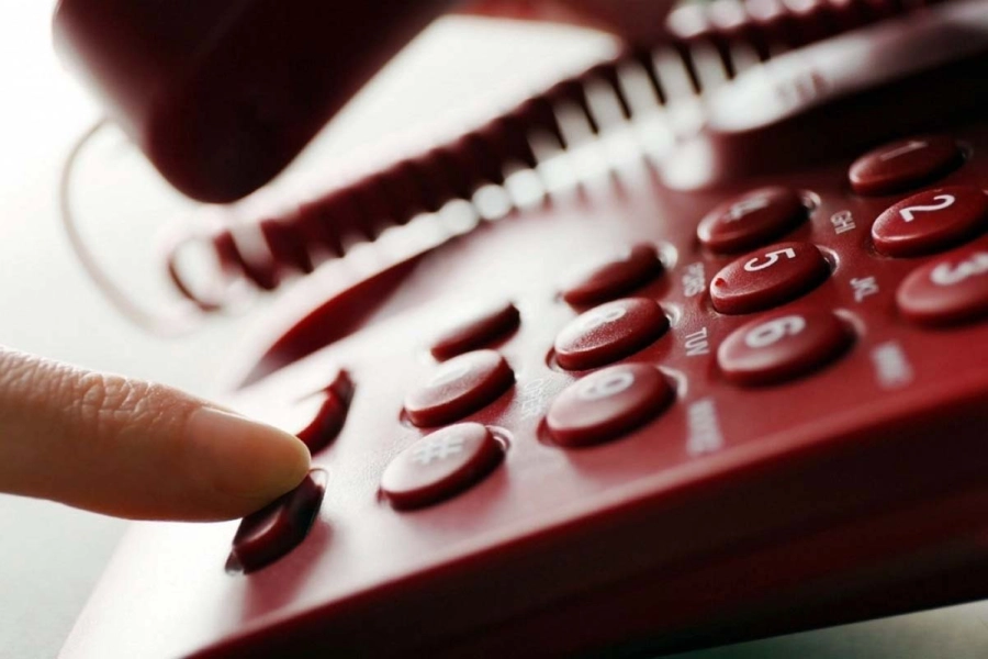 Если бьют – звоните «111»: в Казахстане открыли Единый телефон доверия для жертв бытового насилия 
