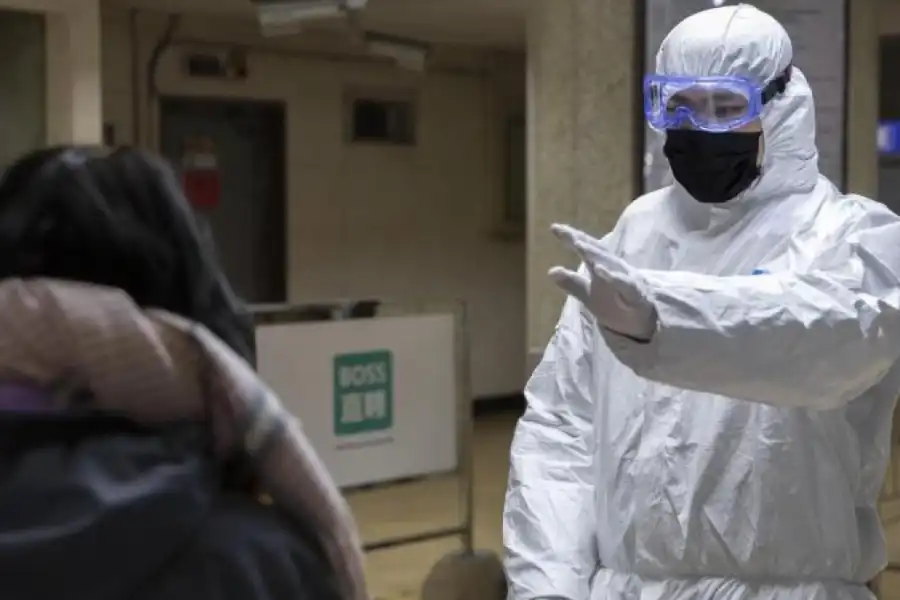 Казахстанских студентов из Уханя отправят в изолятор на 14 дней 