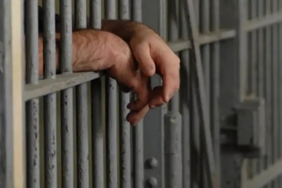 Три казахстанца и кыргызстанка получили арест за попытки обойти блокпосты 